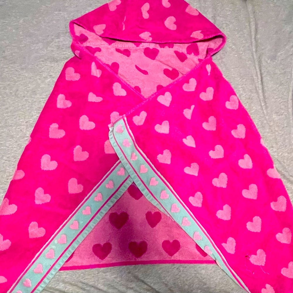 Little girls hooded beach or pool towel